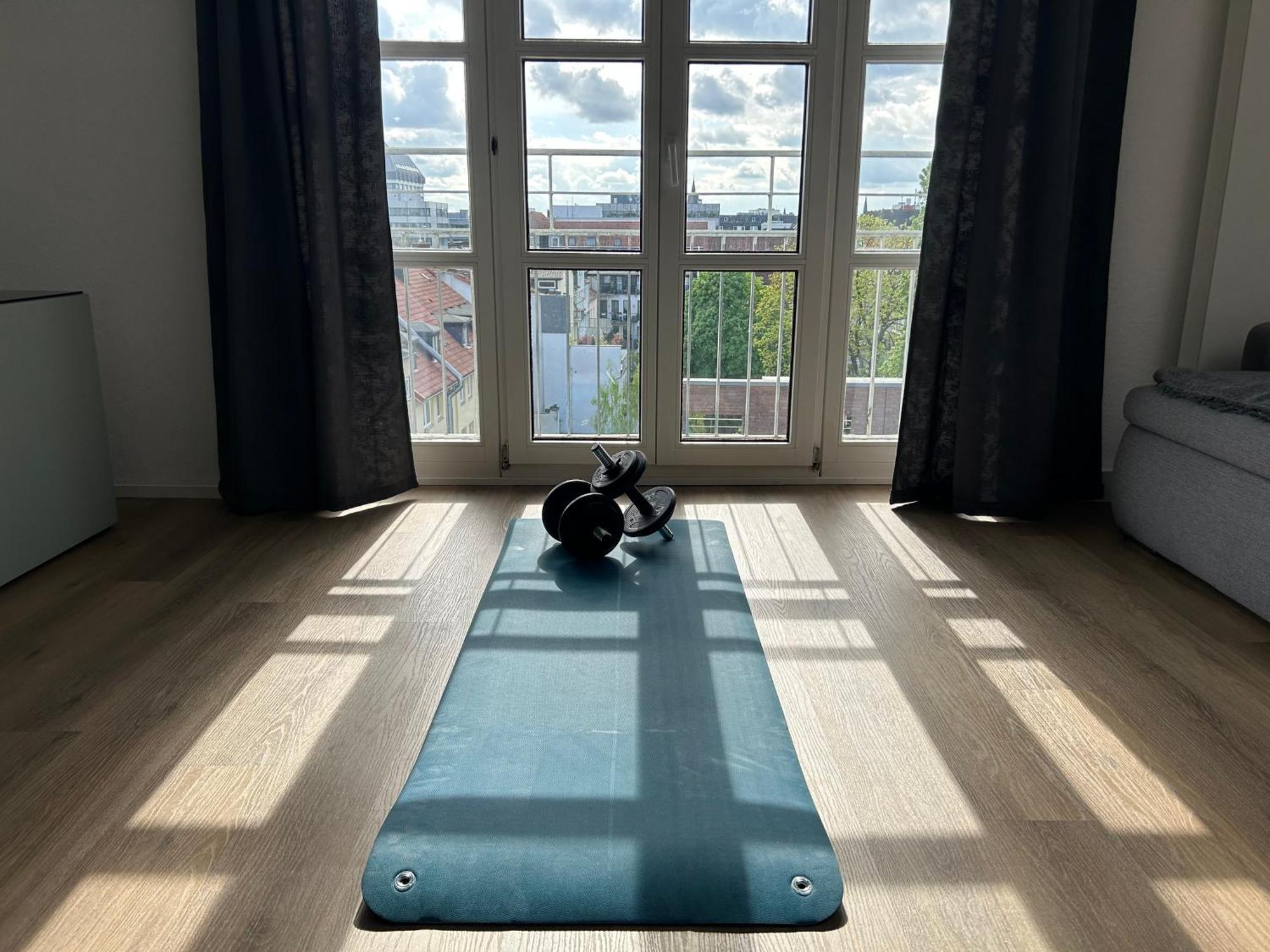 Eich-Penthouse, Zentral Am Stadtwald Mit Ausblick Ueber Die Stadt, 24H Self Check-In, Netflix, Disneyplus Хановер Екстериор снимка